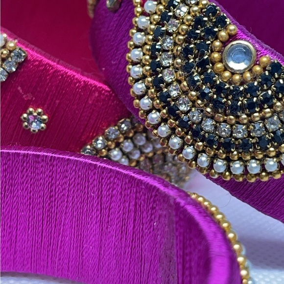 Handmade thread Bangles - Picture 3 of 5